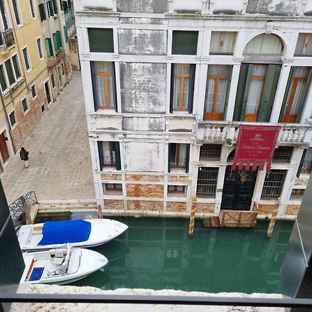 Ca' Cappello Venice Apartment 2 With Canal View Zewnętrze zdjęcie