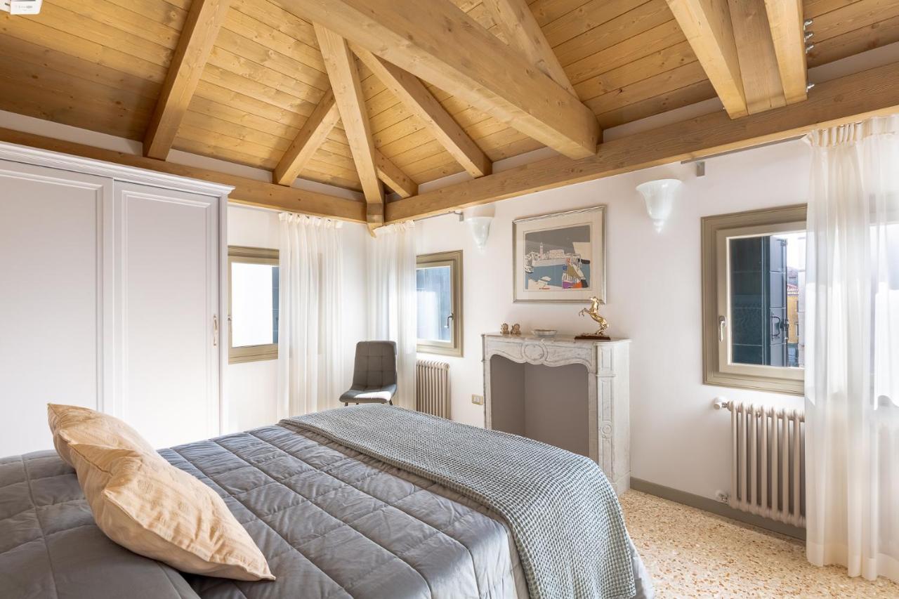 Ca' Cappello Venice Apartment 2 With Canal View Zewnętrze zdjęcie